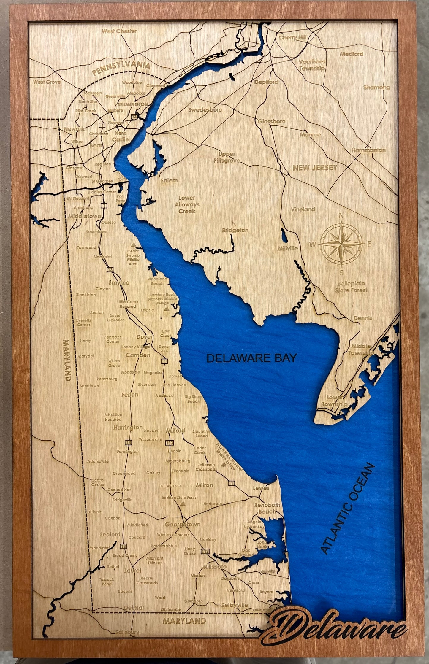 Delaware State Map with Pearlescent Acrylic Water Layer